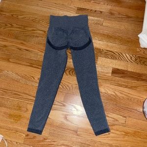 gray amazon butt scrunch leggings
